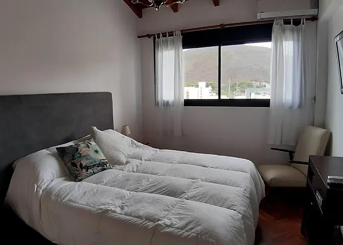 Hermoso Departamento Centrico En Ultimo Piso, Con Cochera